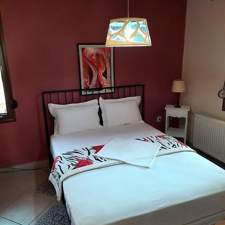 House With View Villa Агия Параскеви Екстериор снимка