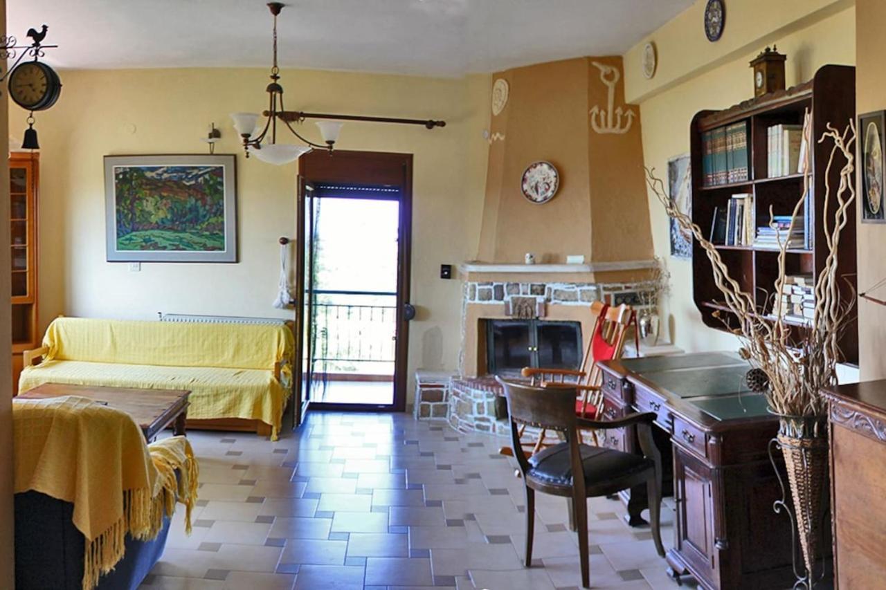House With View Villa Агия Параскеви Екстериор снимка