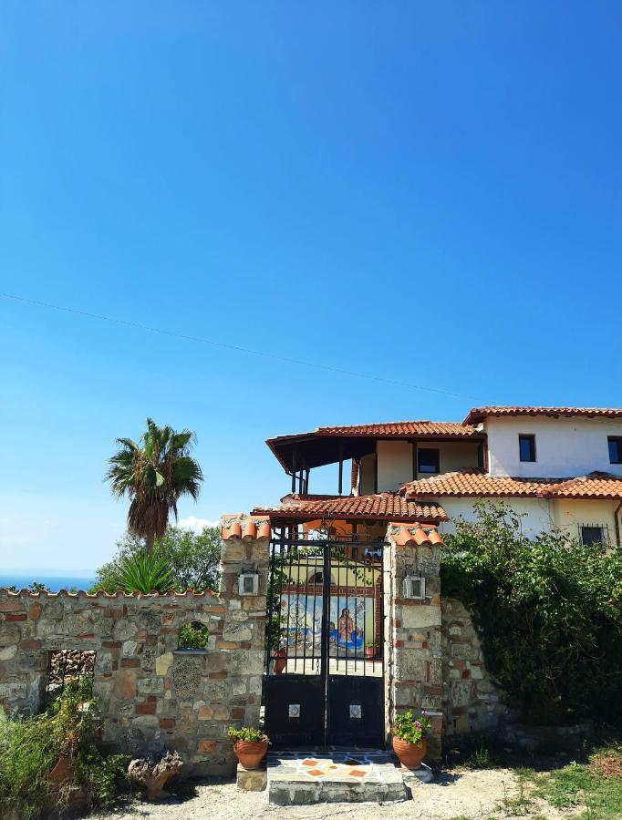 House With View Villa Агия Параскеви Екстериор снимка