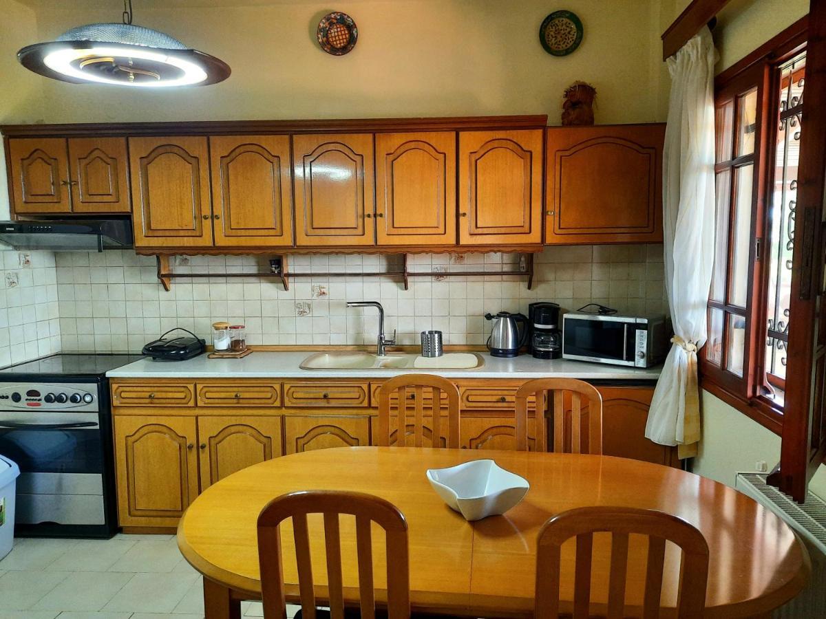 House With View Villa Агия Параскеви Екстериор снимка