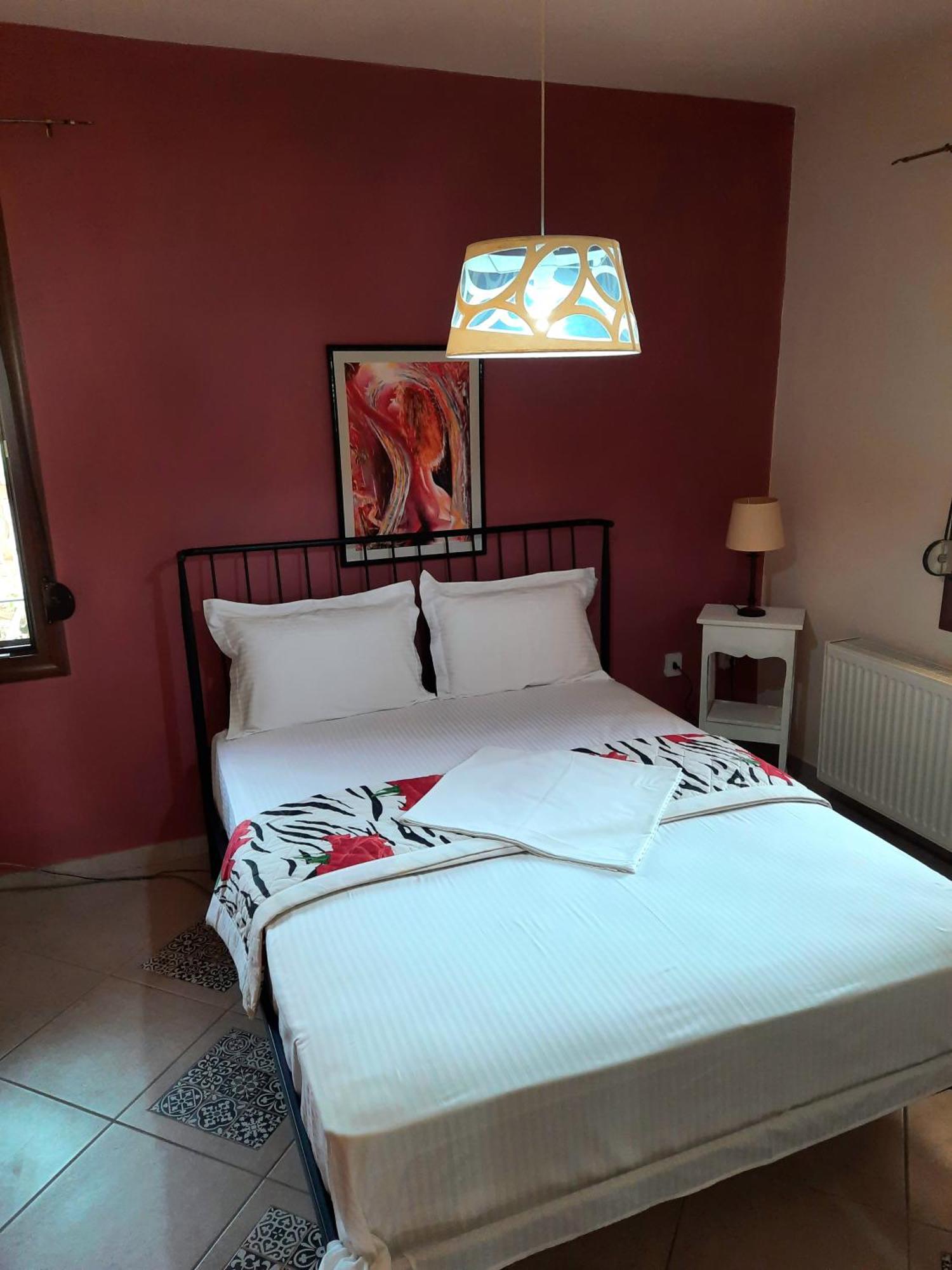 House With View Villa Агия Параскеви Екстериор снимка