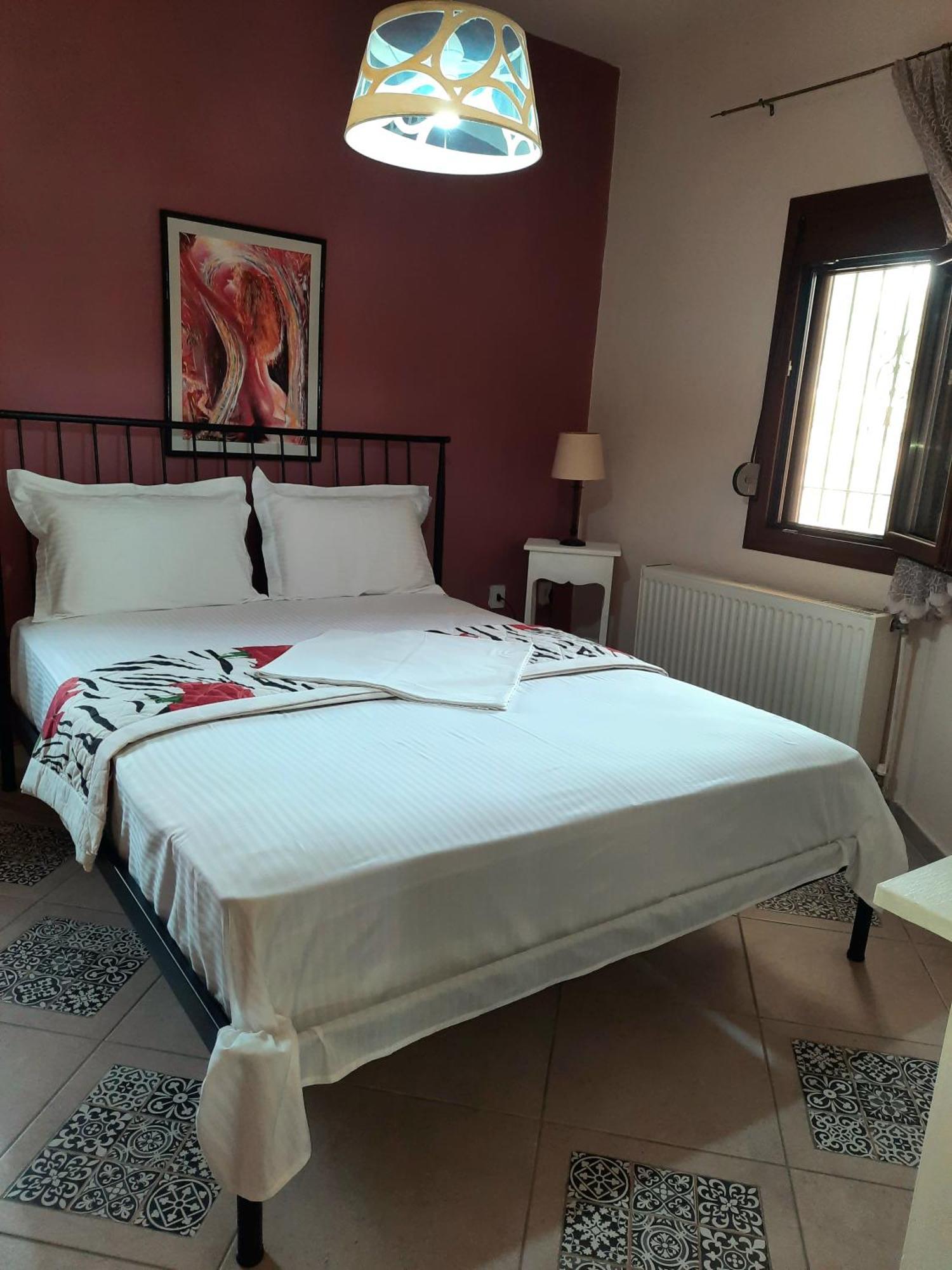 House With View Villa Агия Параскеви Екстериор снимка